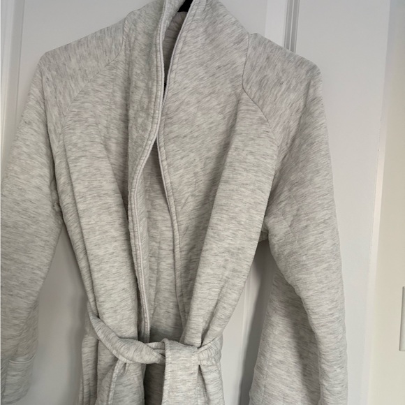 Cozy Gray Robe - Picture 2 of 4